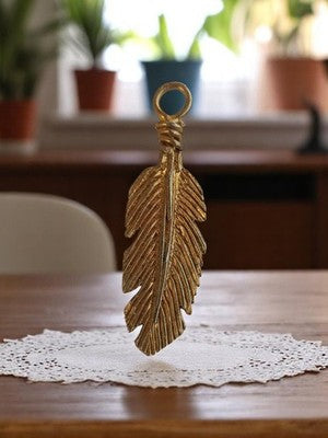 Pendentif plume vintage métal doré années 50 bijou rétro deadstock