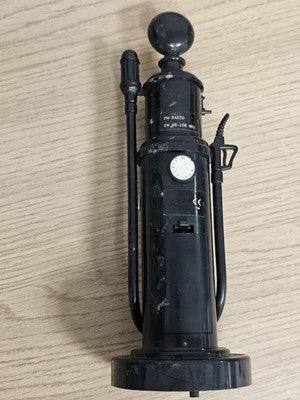 Radio vintage FM forme pompe à essence rétro noire déco originale années 80