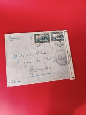 Ancienne lettre vintage avec timbres Maroc oblitérés, collection philatélie