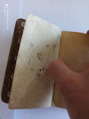 Ancien livre religieux Imitation de Jésus-Christ début XXe, reliure aspect cuir