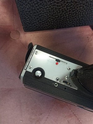 Caméra vintage Eumig Super 8 avec étui rétro Autriche ancien
