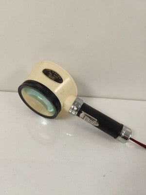 Ancienne lampe loupe vintage Japan, grosse loupe éclairante rétro, poignée noire