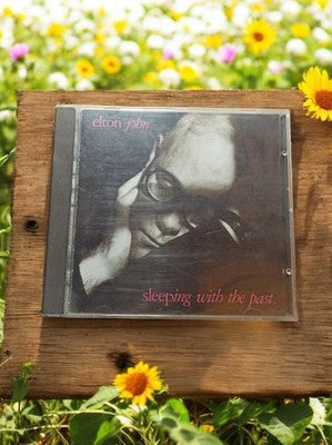 CD Elton John Sleeping with the Past – Album vintage pop rock