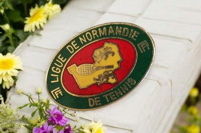 Pin's vintage Ligue de Normandie Tennis émaillé badge ancien sport France