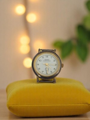 Montre femme vintage Henry Castignac cadran blanc rétro, non testée