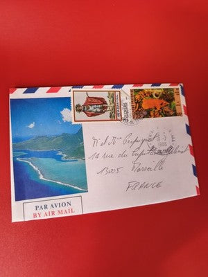 Ancienne lettre vintage avec timbres oblitérés Tahiti, enveloppe Par Avion
