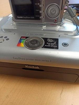 Appareil photo Kodak EasyShare CD33 + imprimante dock série 3 fonctionnels