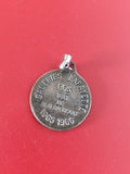 Porte-clés vintage Galeries Lafayette 1965 1966 médaille publicitaire slalom géa