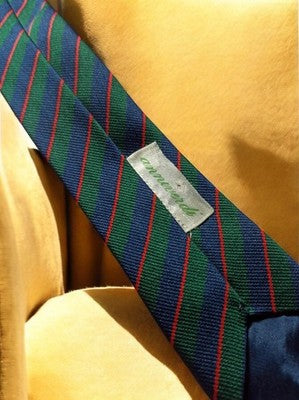 Cravate vintage à rayures vert bleu rouge style années 80 classique