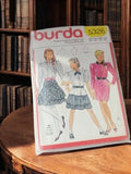 Patron couture vintage Burda 5326 années 80, modèles robes, tailles EU 140-176