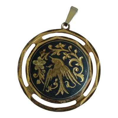Pendentif rond damas vintage motif oiseau plaqué or jaune, bijou ancien