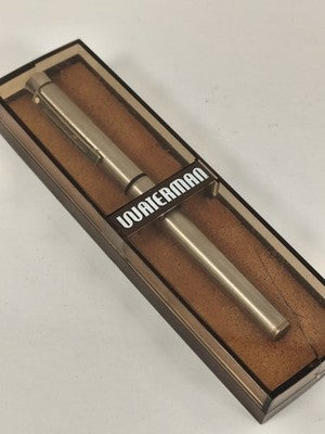 Stylo Waterman vintage métal doré en coffret transparent fumé