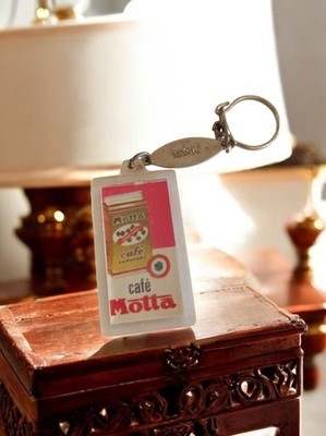 Porte-clés publicitaire vintage Café Motta France, rectangulaire, années 70