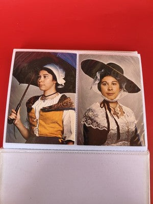 Lot 2 photos anciennes femme espagnole costume traditionnel vintage couleur