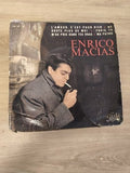 Vintage 45 tours Enrico Macias Pathé – Pochette d’origine usée, chansons incluse
