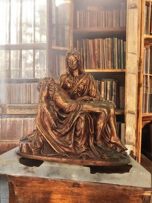 Statuette La Pietà Michel-Ange vintage cuivre sur base marbre art religieux