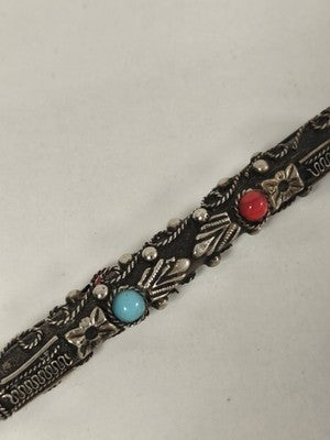 Stylo ancien métal argenté cabochons rouges et bleu décor floral relief