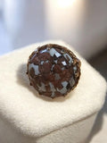 Bague vintage rétro cabochon brun blanc taille 51 fantaisie ancienne femme
