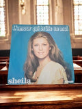 Vinyle 45 tours Sheila Carrere vintage L'amour qui brûle en moi pochette bleue