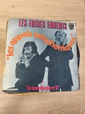 Vintage 45T Les Frères Ennemis Les Appels Téléphoniques Philips pochette usée