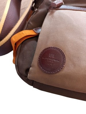 Sac bandoulière Lancel Paris toile marron logo, besace homme femme