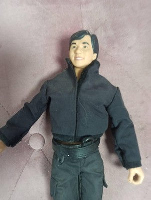 Figurine articulée Jackie Chan vintage 2001 API, tenue noire rare, poupée action