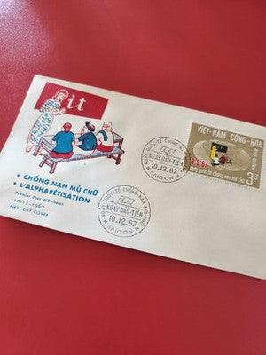 Vintage FDC Vietnam 1967 alphabétisation, timbre et cachet Saigon, illustration
