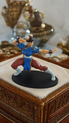 Figurine Chun-Li Street Fighter Capcom 2019 édition limitée, socle noir