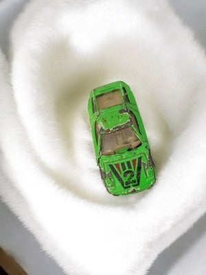 Voiture miniature ancienne verte n°2 vintage rétro déco métal