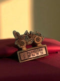 Pin's vintage voiture taxi édition limitée publicitaire J. Pierre-Taxi