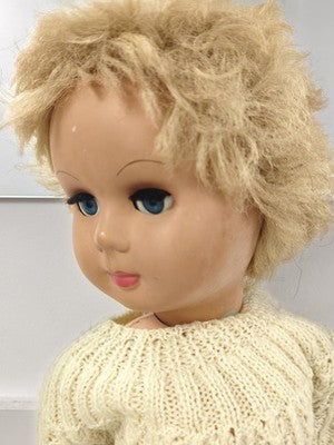 Poupée Ratti ancienne Made in Italy cheveux blonds pull tricot crème yeux bleus