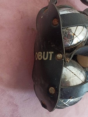 Lot 4 boules pétanque OBUT acier, cochonnet, sacoche cuir noir