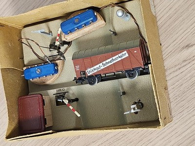 Wagon train HO vintage Märklin Stückgut Schnellverkehr + accessoires anciens