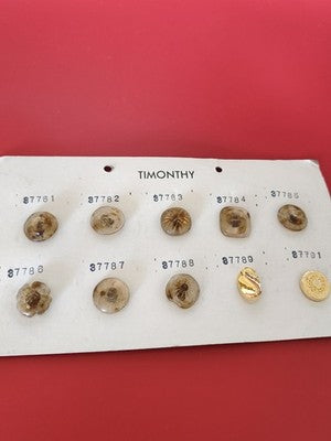 Lot vintage boutons anciens avec présentoir, manufacture française couture rare