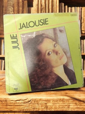 Disque vinyle 45 tours Julie Jalousie CBS 7364 vintage rétro single
