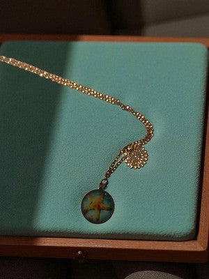 Collier vintage pendentif étoile de mer, chaîne fantaisie dorée rétro ancien