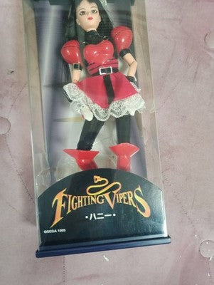 Figurine Honey Fighting Vipers SEGA 1995 vitrine arcade Japon personnage