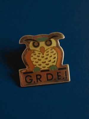 Pin's publicitaire ancien GRDEI chouette émaillée vintage badge rétro