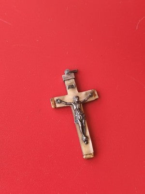 Vintage pendentif croix catholique ancien, bijou religieux rétro collection