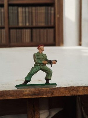 Figurine soldat ancien Starlux vintage, statuette militaire rétro d'occasion