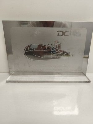 Plaque décorative DCNS métal sous-marin Scorpène Brésil ancien trophée marine
