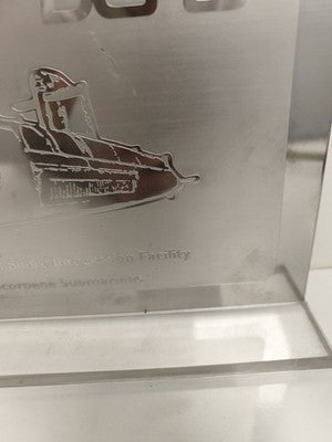 Plaque décorative DCNS métal sous-marin Scorpène Brésil ancien trophée marine