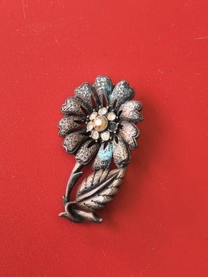 Grande broche vintage ancienne en métal doré rétro pour collection ou costume