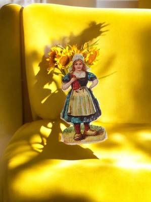Chromo ancien fillette costume régional, image d’école, souvenir vintage