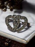 Broche vintage deux cœurs strass brillant, bijou ancien élégant