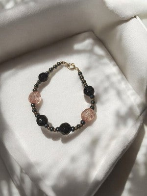 Bracelet perles vintage noir rose, bijou fantaisie ancien rétro femme