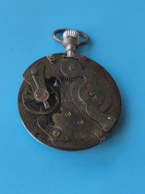 Montre gousset ancienne vintage pour pièces, cadran argenté usé, collection