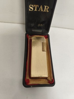 Briquet à gaz rechargeable Star doré vintage étui rigide ancien allume-cigare