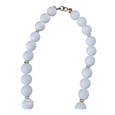 Collier vintage perles blanches design rétro élégant, bijou fantaisie ancien