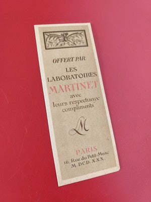 Ancien marque-page publicitaire vintage Laboratoires Martinet Paris papier beige
